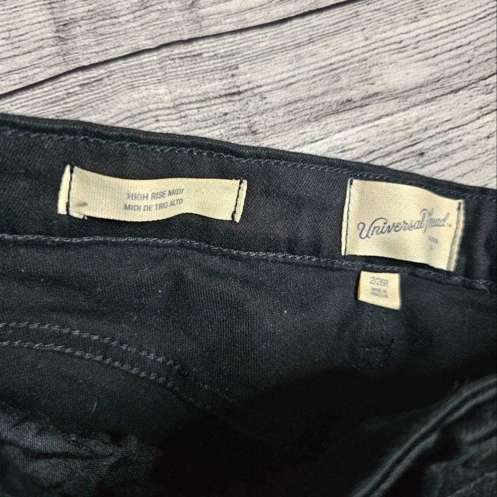 HIIGH rise black denim shorts Universal Thread - Picture 3 of 5